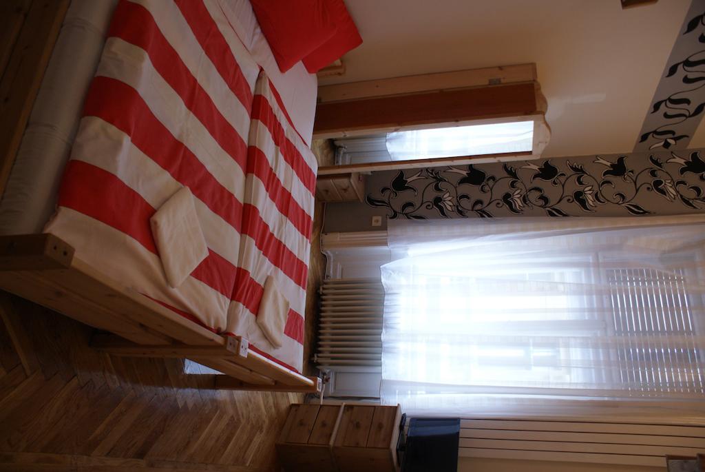 Yolo Hostel Budapesta Cameră foto
